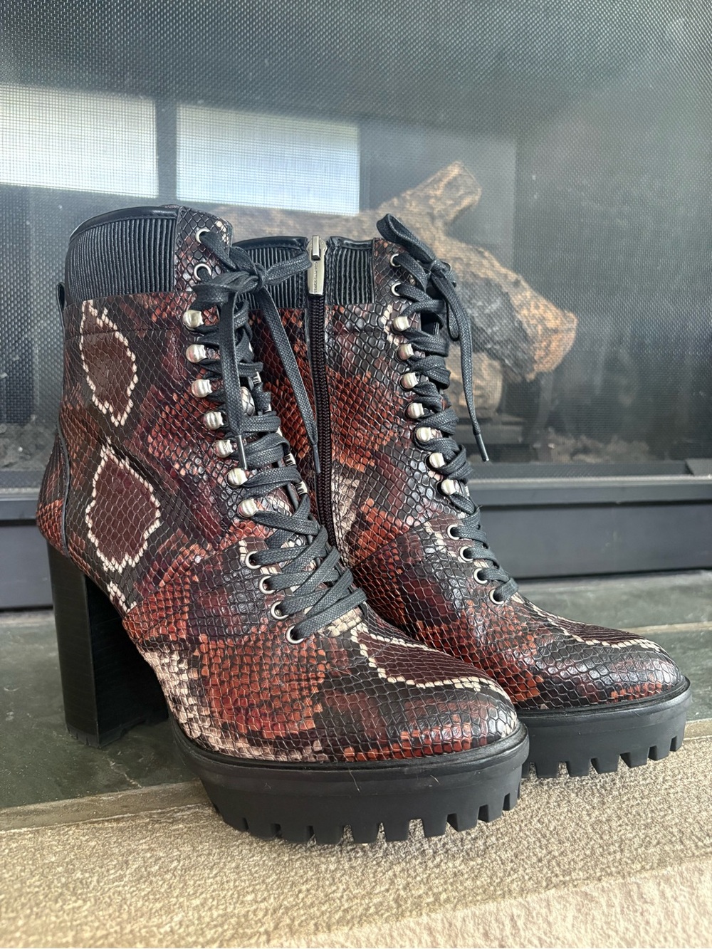 Vince Camuto Red Brown Snake-Print Lace-Up Platform Ankle Boots